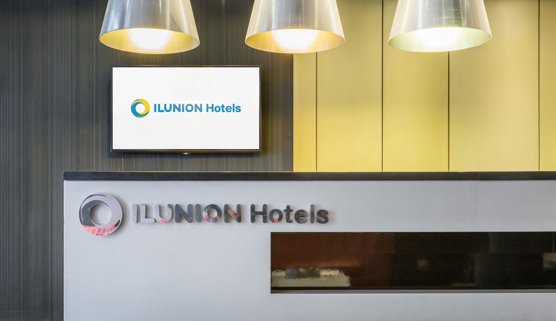 Ilunion Almirante Hotel Barcelona Logotipo foto